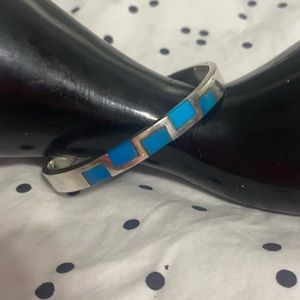 Vintage Mexican 925 Sterling Silver Turquoise Hinged Bangle Bracelet